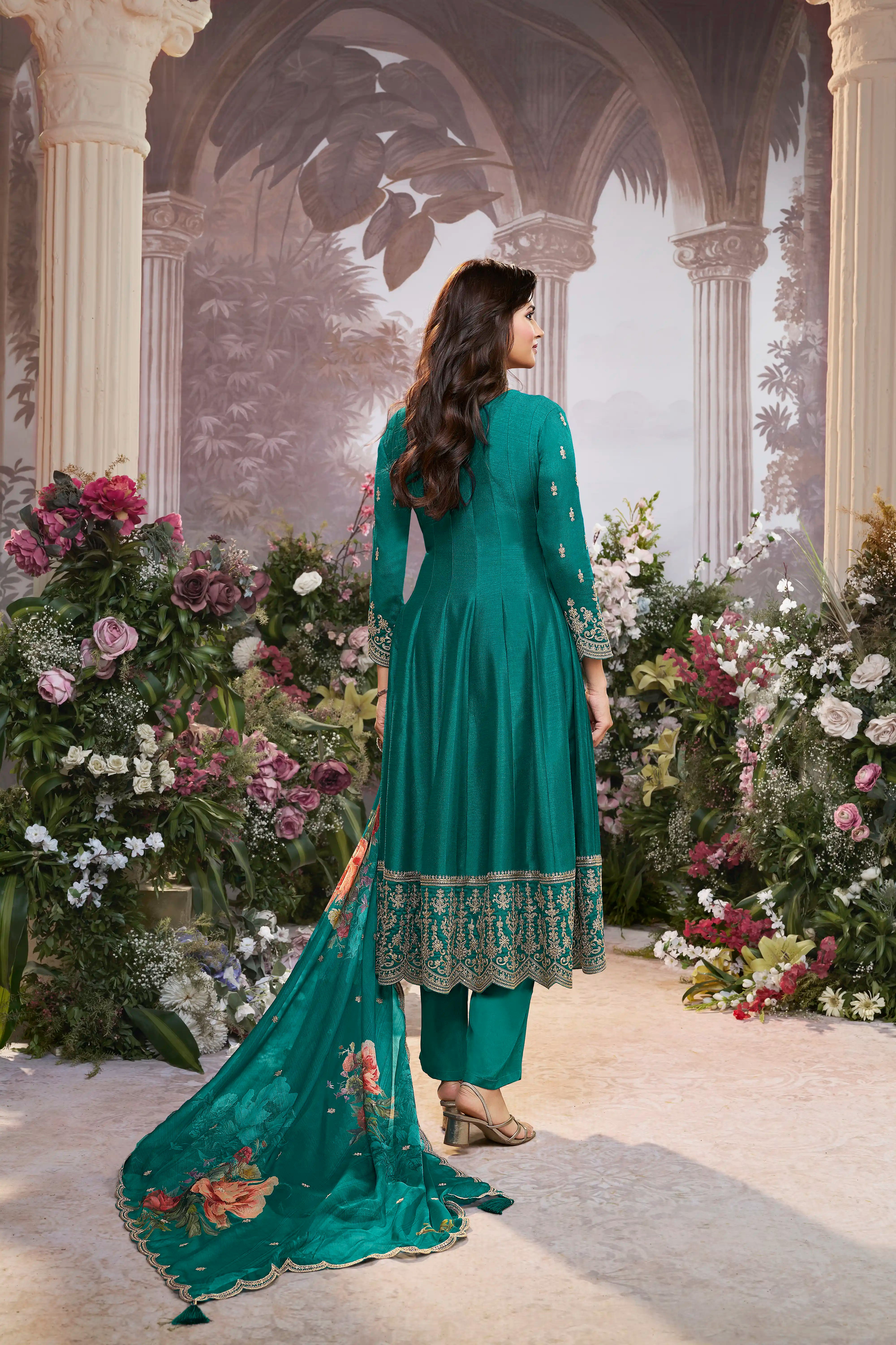 EmeraldThreads: Designer Indian Attire & Festive Wear