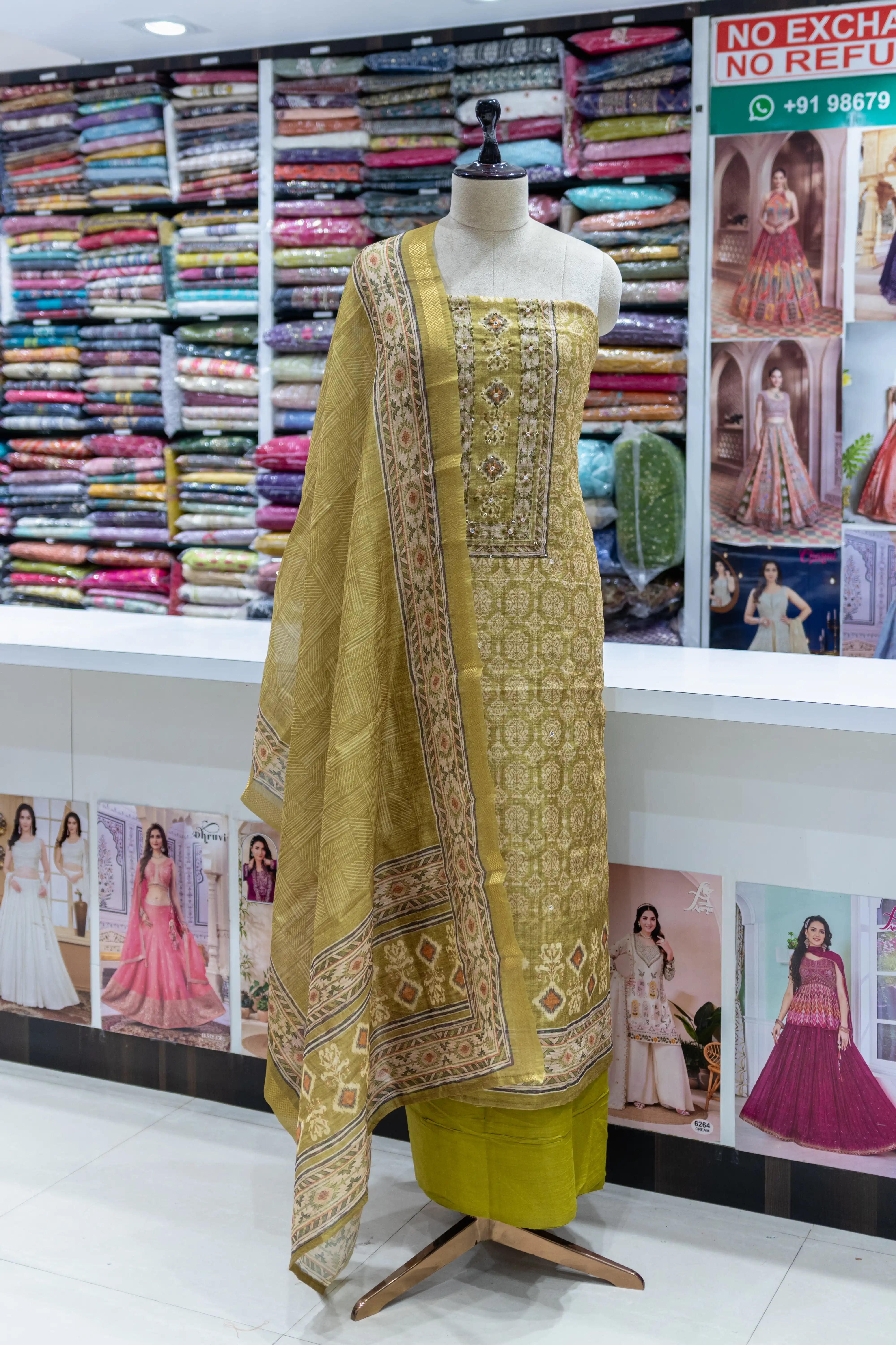 Elegant Mehndi Printed Suit Set
