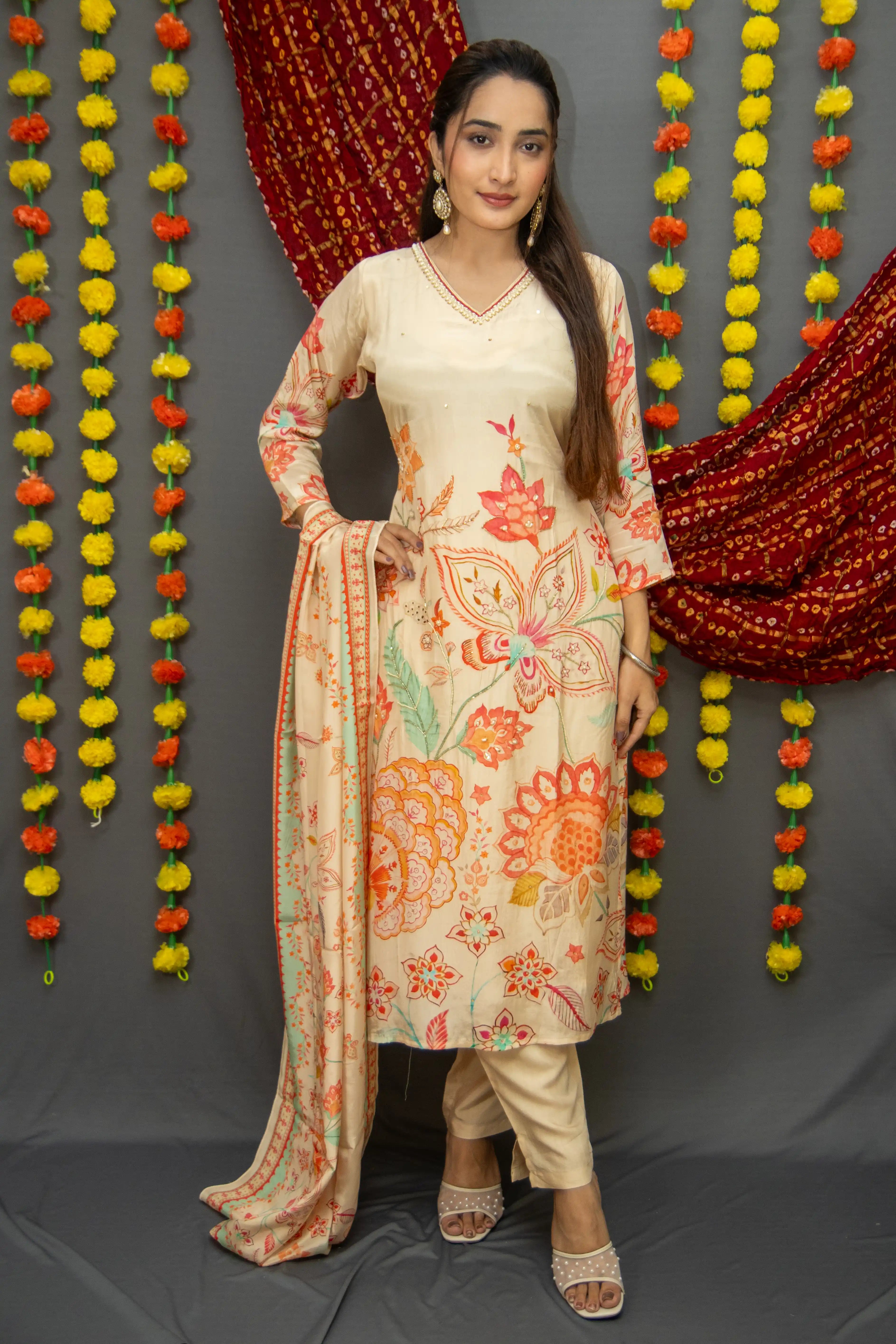 Elegant Cream Kurta Set for Women