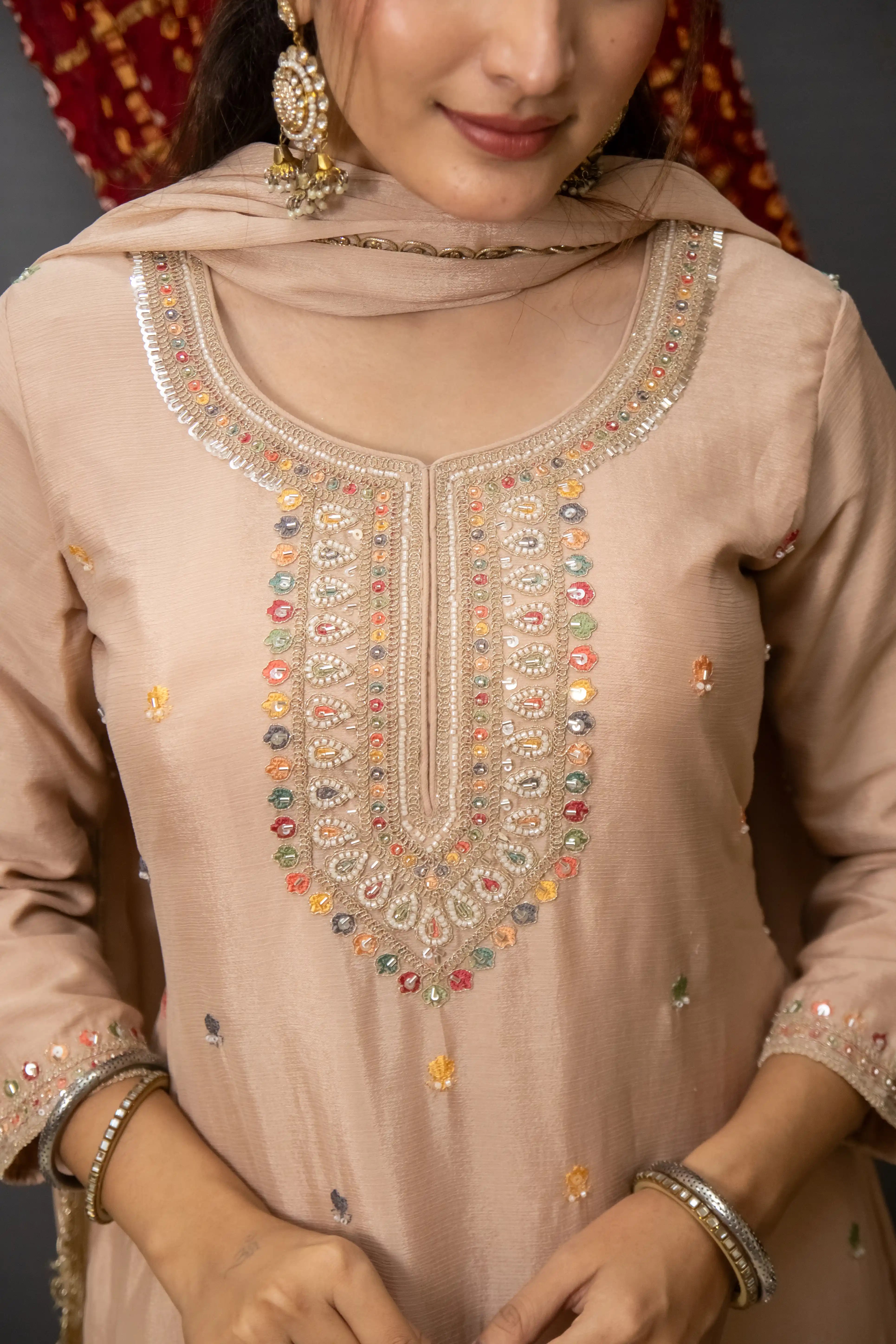 Elegant Peach Outfit for Women