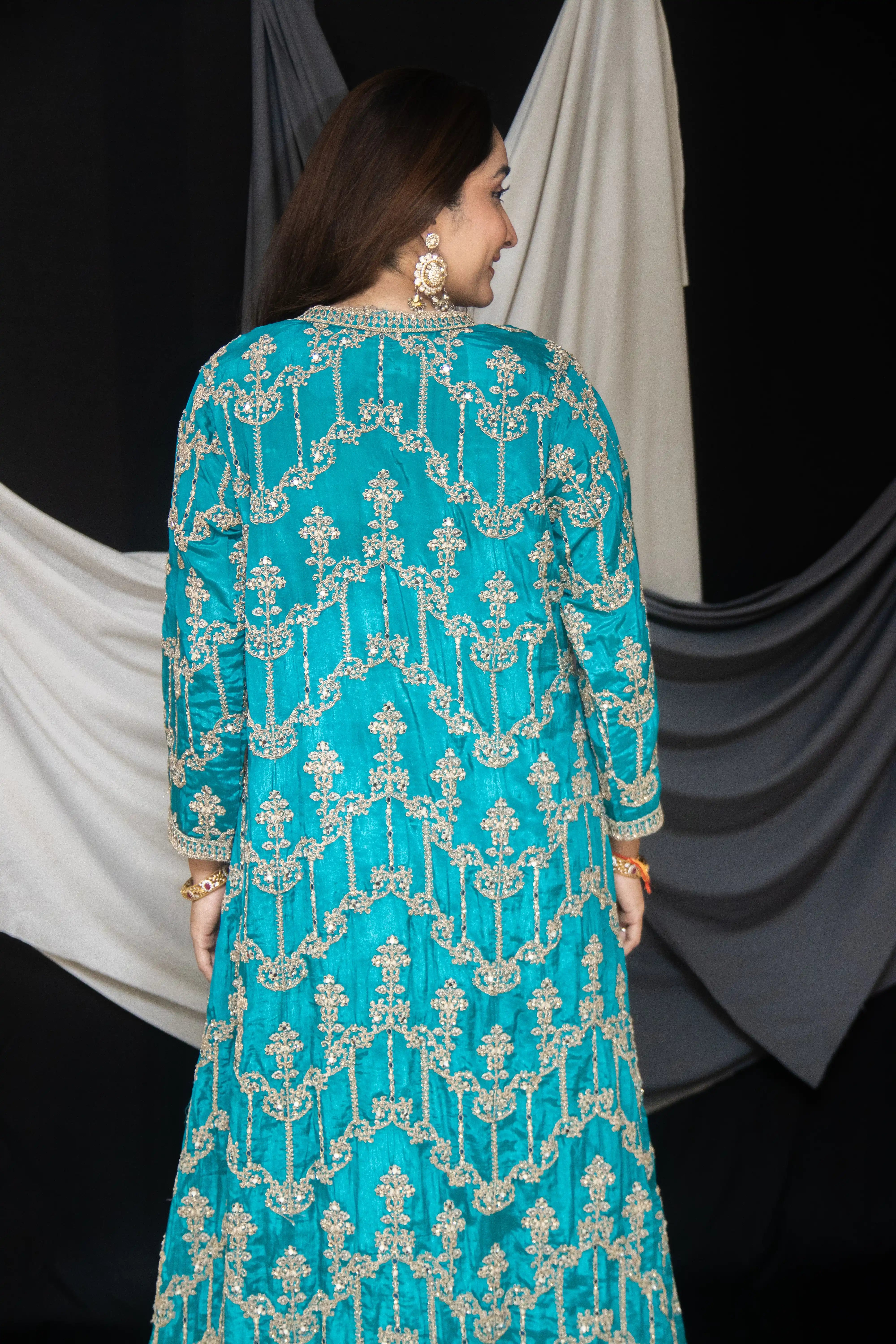 Elegance in Ethnic Wear A Modern Lehenga Choli