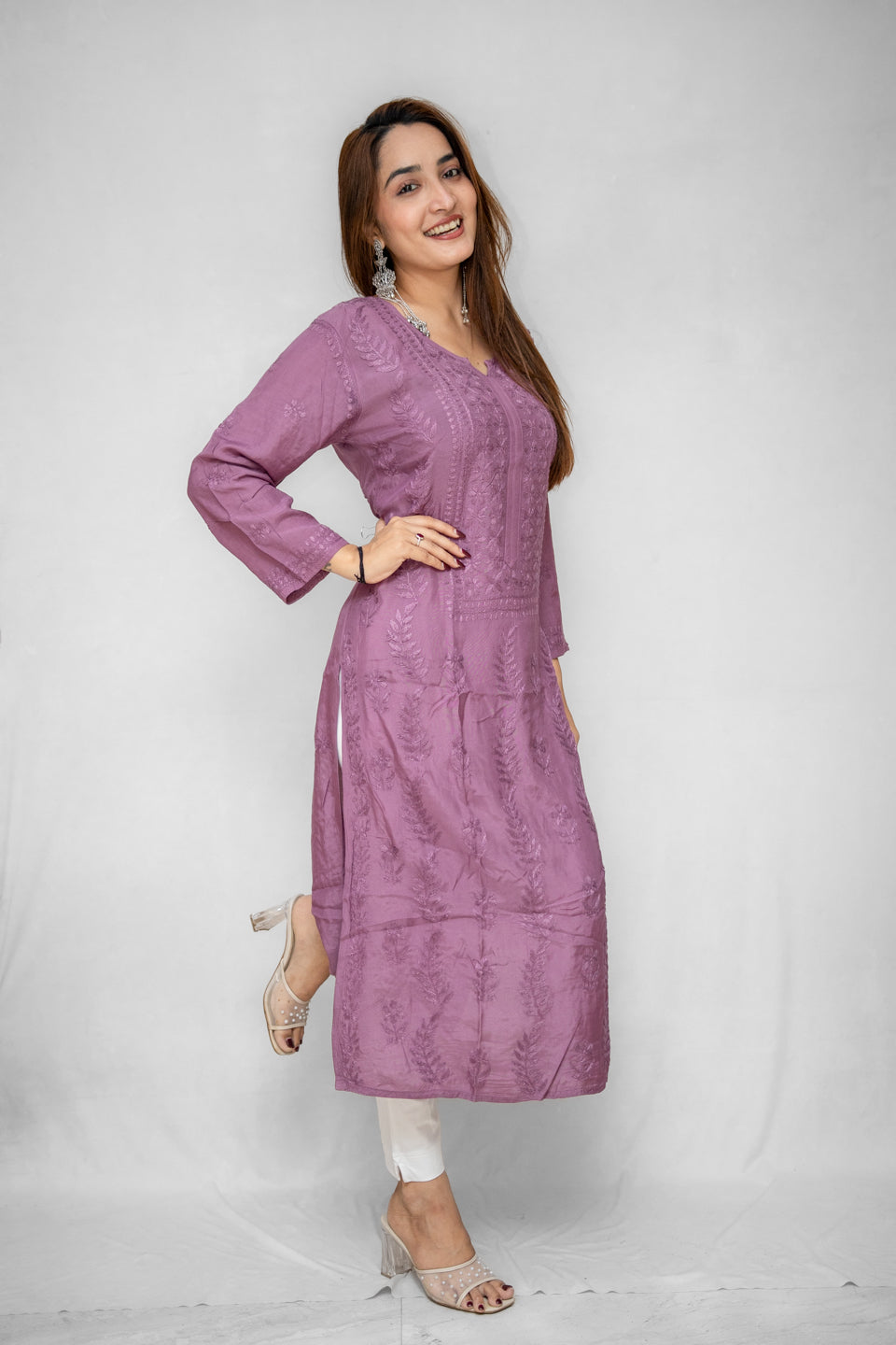 Lavender Lucknowi Kurta with Detailed Handwork Sleeves