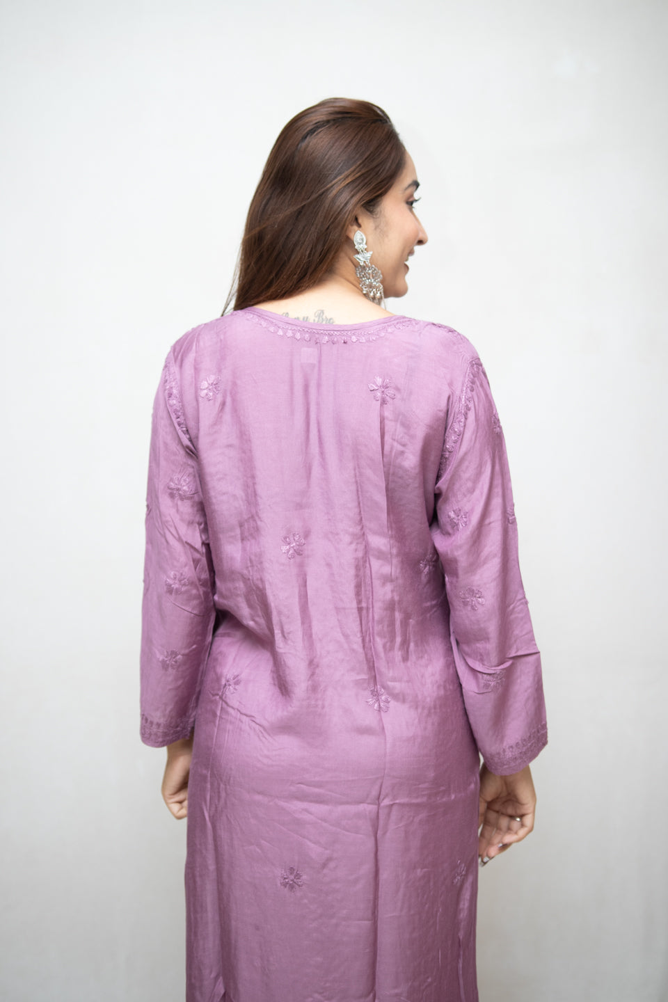 Lavender Lucknowi Kurta with Detailed Handwork Sleeves